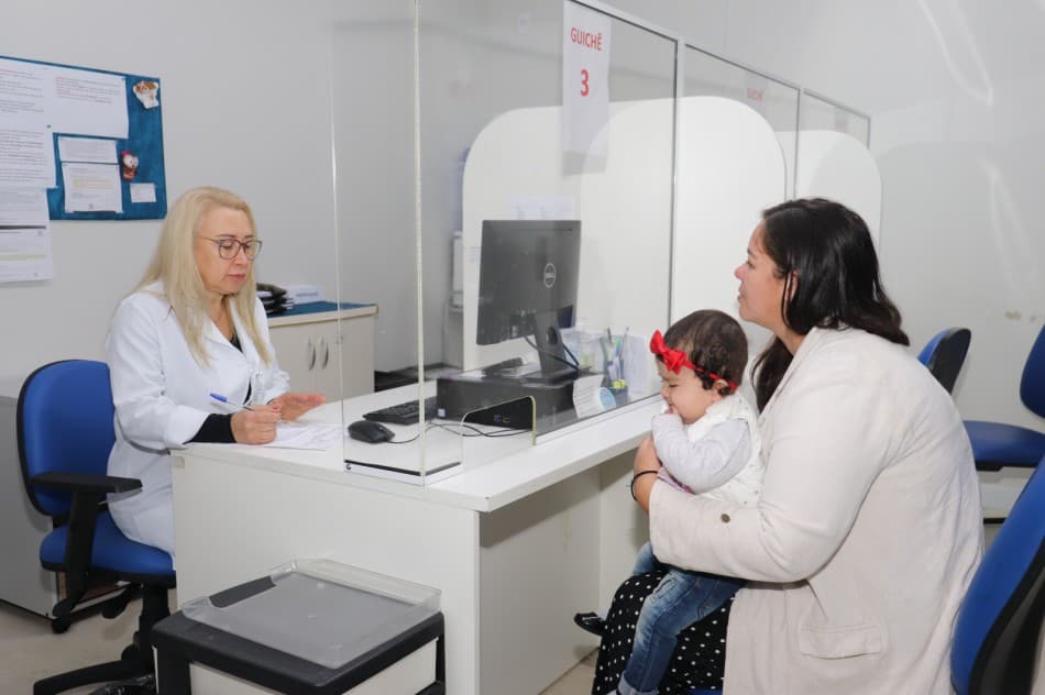 Saúde de Blumenau promove ações especiais e horários estendidos no Mês da Mulher.