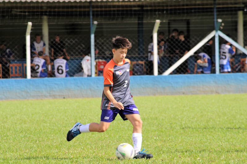 Etapa municipal de campeonato escolar de futebol define representantes de Blumenau.