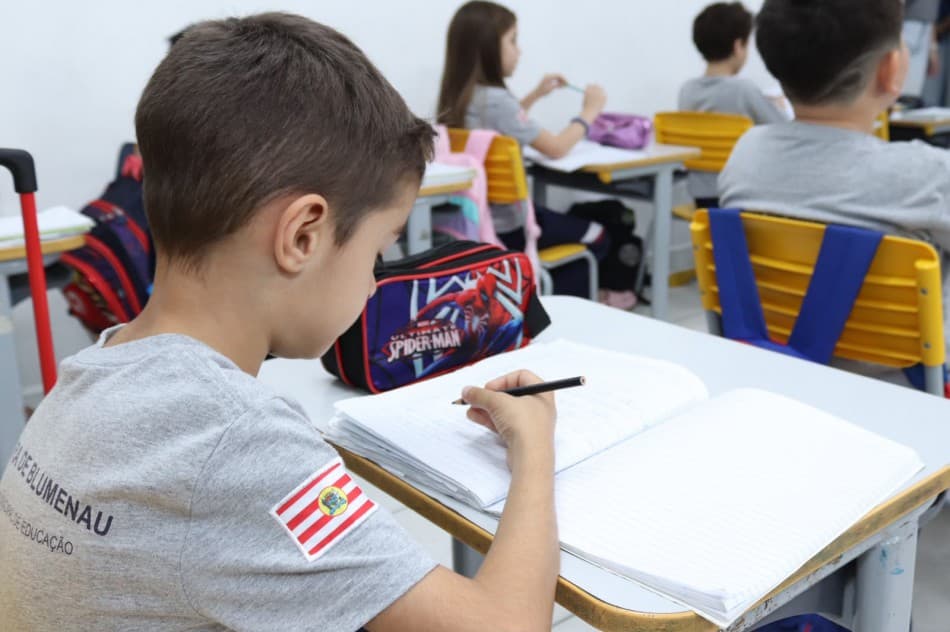 Blumenau alcança patamar histórico no IDEB e se consolida como referência em educação