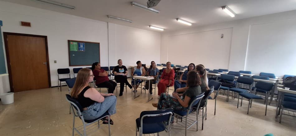 Blumenau inicia formação sobre saúde mental para profissionais da educação