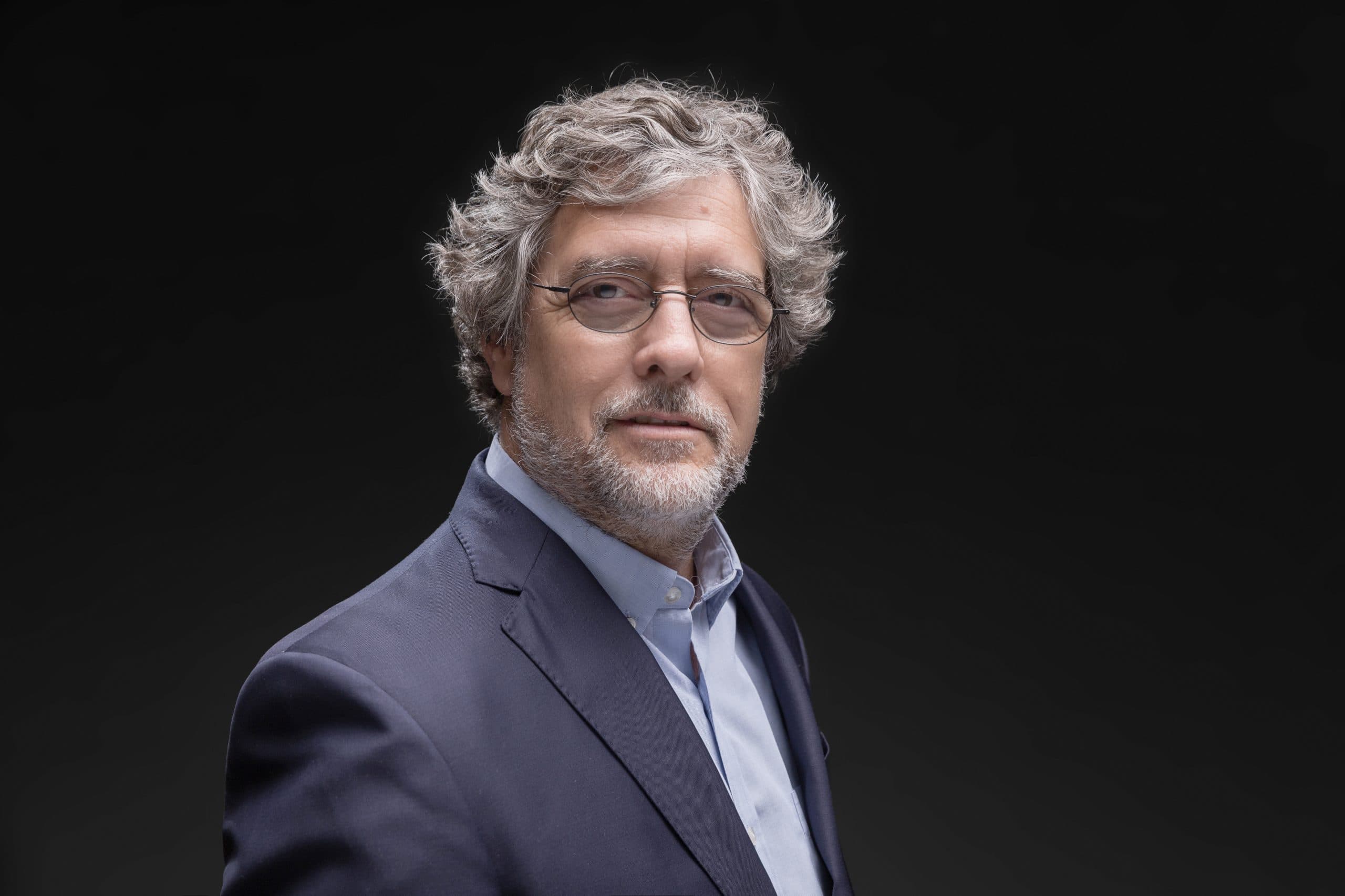 Cientista político apresenta diagnóstico sobre política brasileira em novo livro