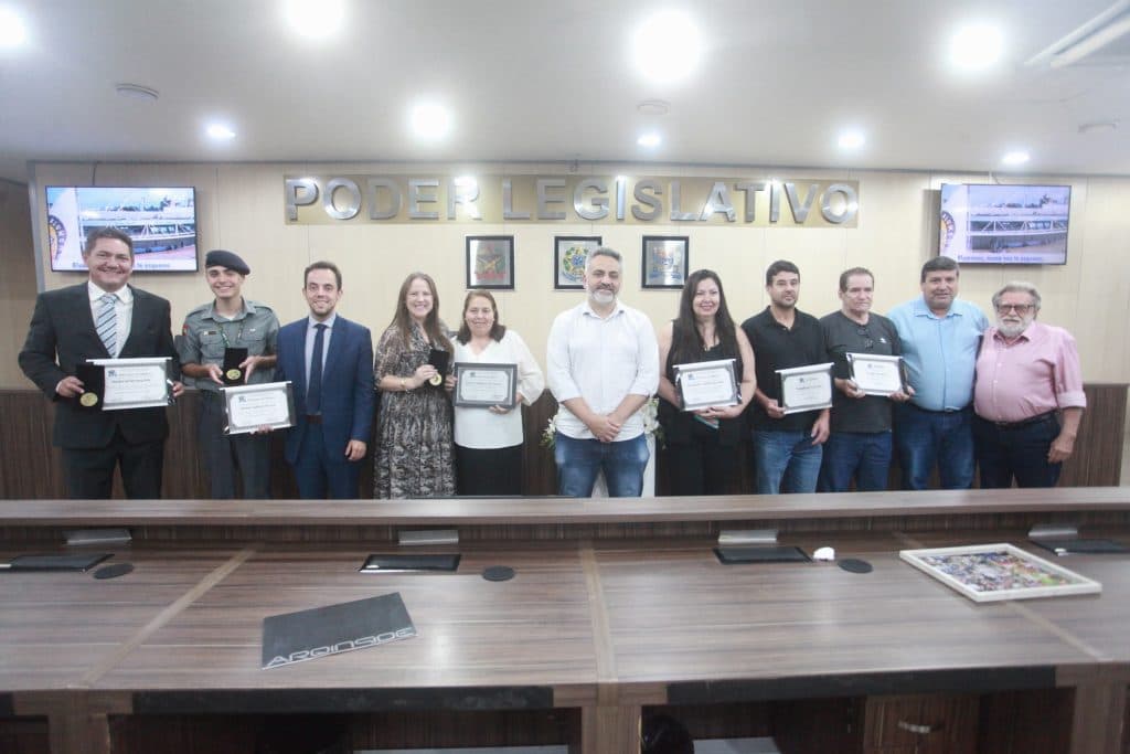 Quem são os nomes por trás das histórias que transformam Blumenau? Câmara homenageia trajetórias marcantes em noite especial