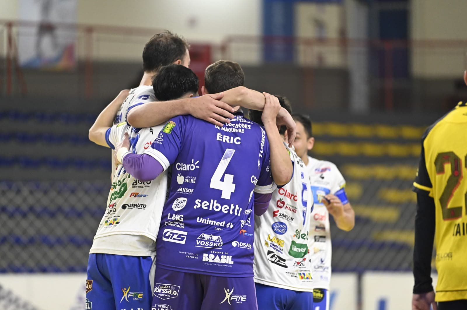 Lages Futsal faz confronto direto com Blumenau nesta quarta-feira pela LNF Silver