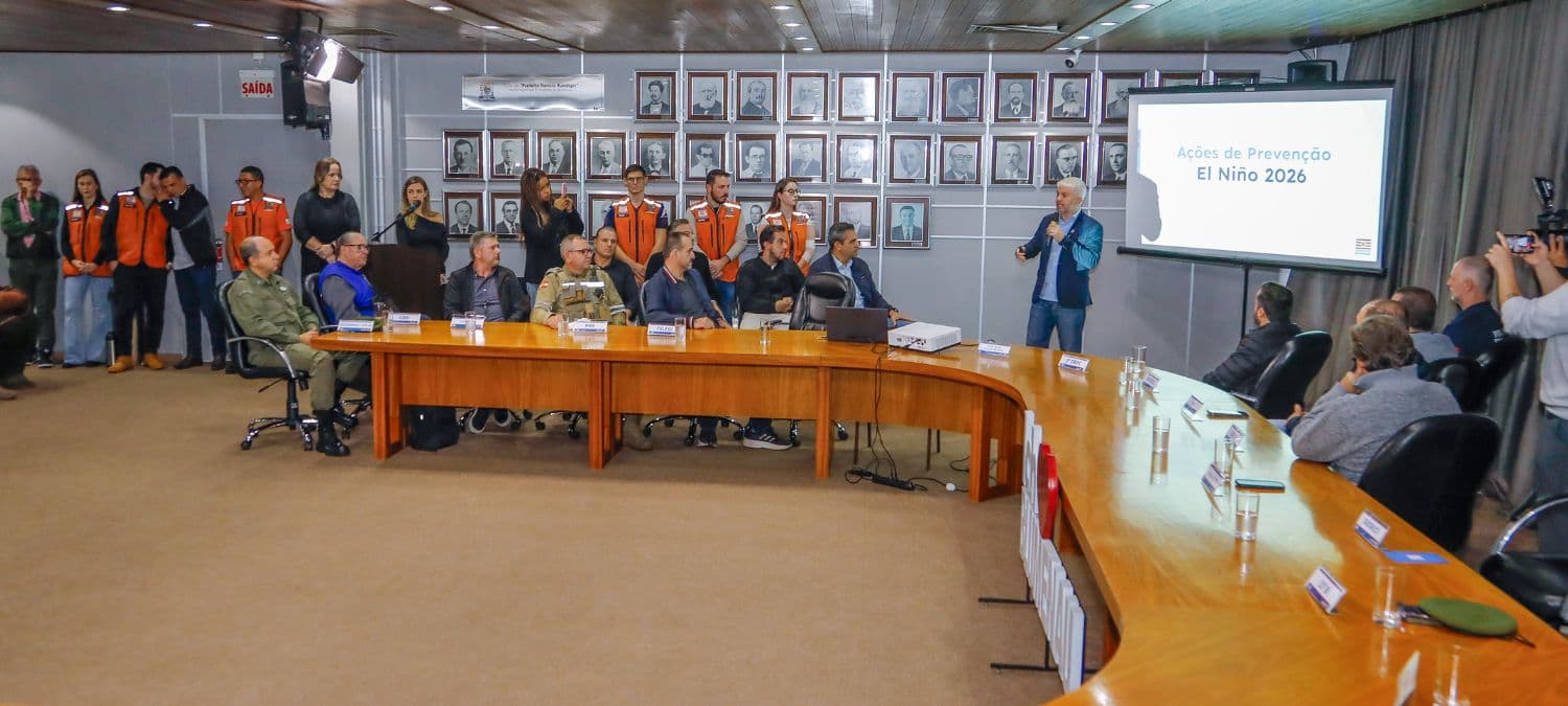 Blumenau em Foco: Escândalo na Merenda, Alerta Climático e Movimentações no Trânsito