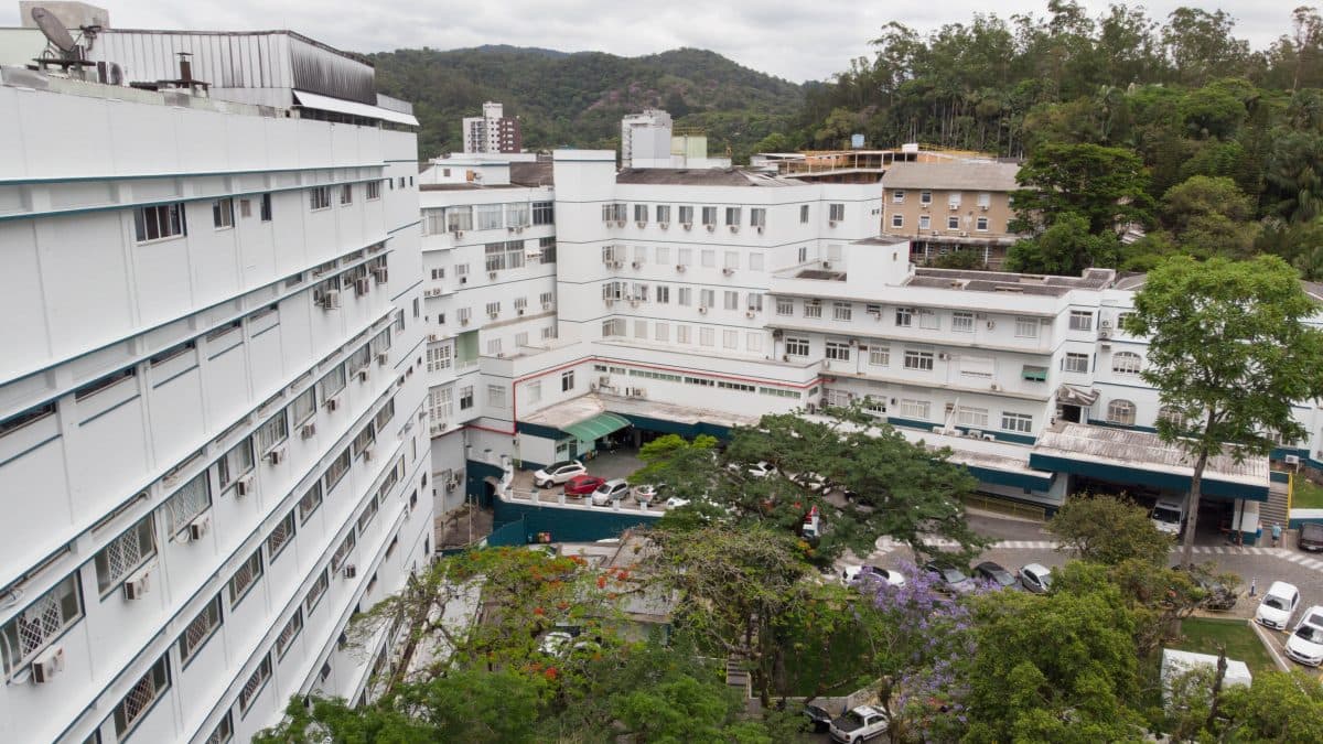 Governo de SC suspende repasses e Hospital Santa Isabel, em Blumenau, perde R$ 2 milhões