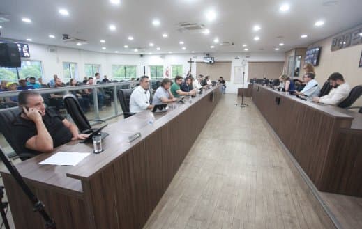 Saúde Mental de Servidores Municipais Ganha Programa Específico Aprovado na Câmara de Blumenau