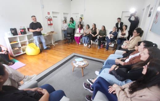 Procuradoria da Criança promove ações educativas em escolas e CEIs de Blumenau - Câmara Municipal de Blumenau
