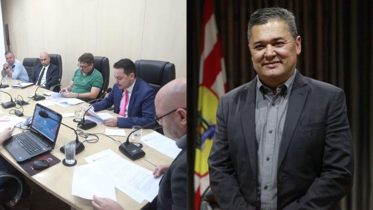 Com vereador presente, comissão aprova processo por suspeita de 'rachadinha' em Blumenau